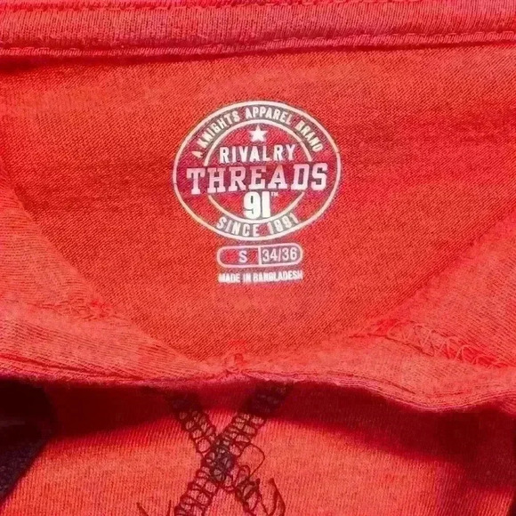 Maryland Terrapins Red Cuffed Long Sleeve Hooded Sweatshirt size Small - Picture 2 of 3